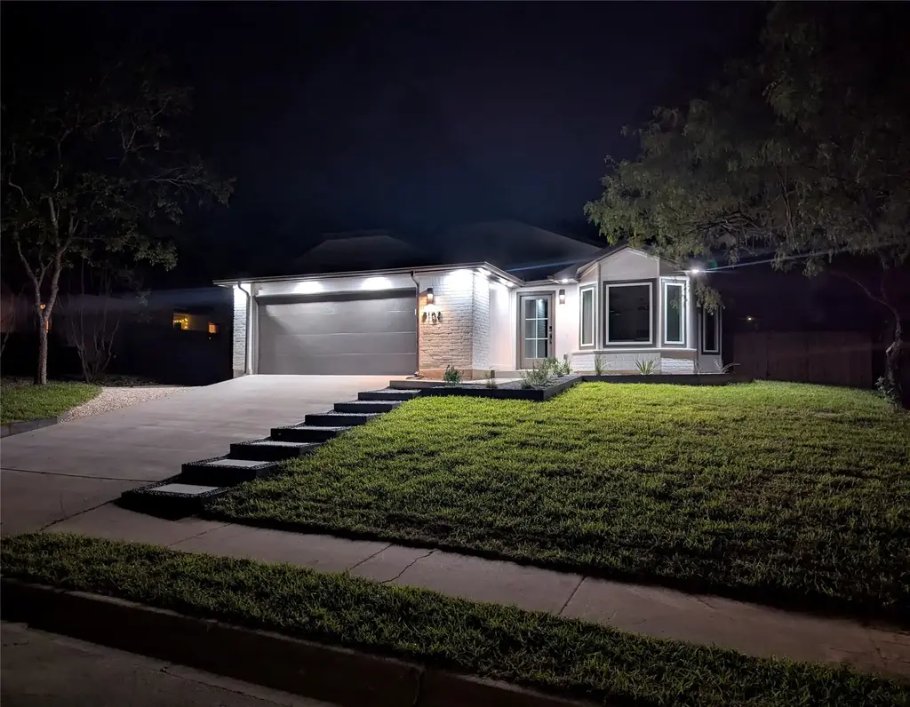 8102 Fort Sumter Road, Austin