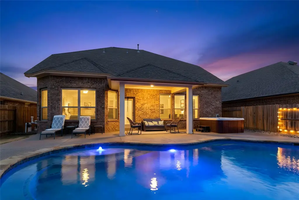 2208 Bonavista Way, Leander