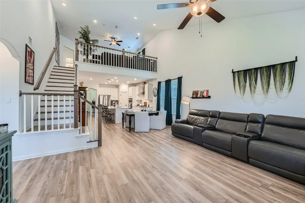 321 Georgia Lace Trail, Georgetown