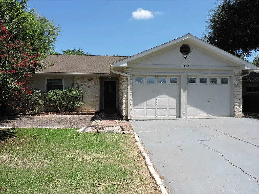 1625 Chippeway Lane, Austin