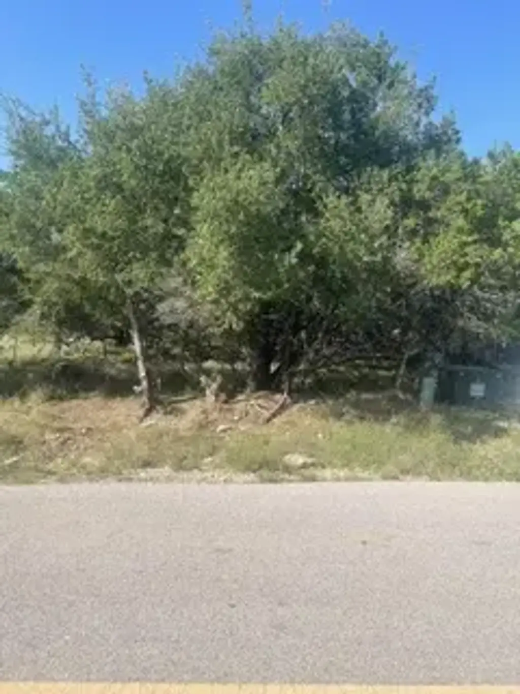 2027 Omaha Drive, Lago Vista