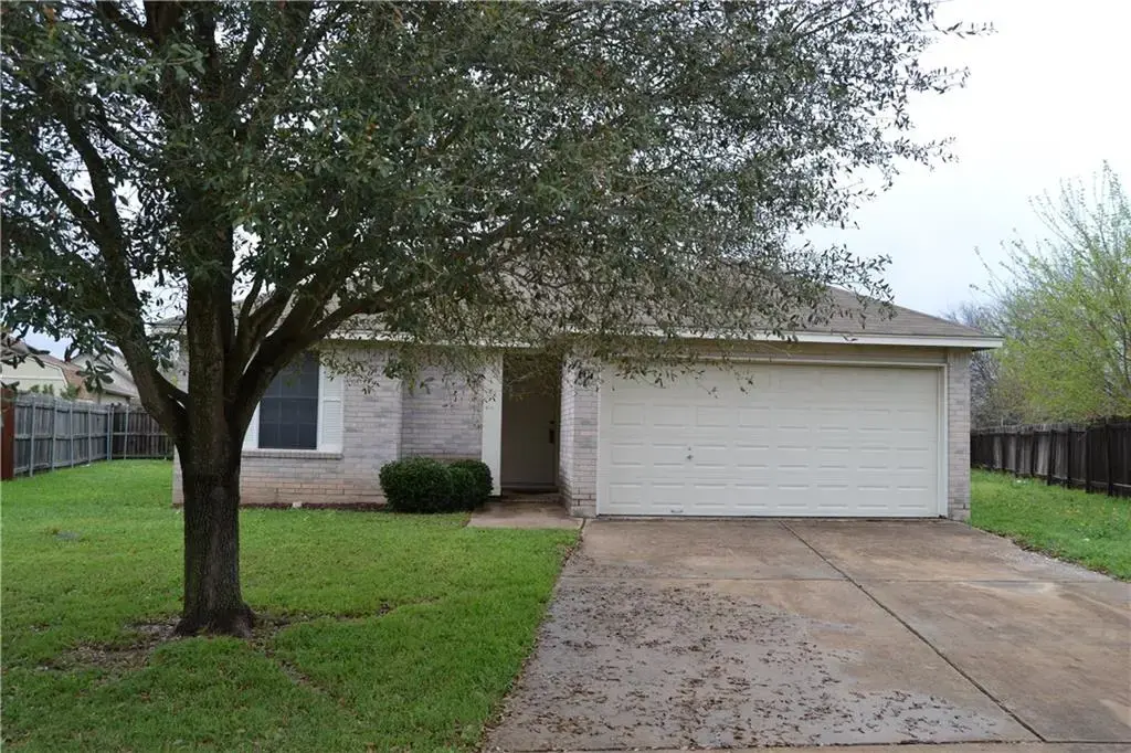 131 Pony Cove, Kyle