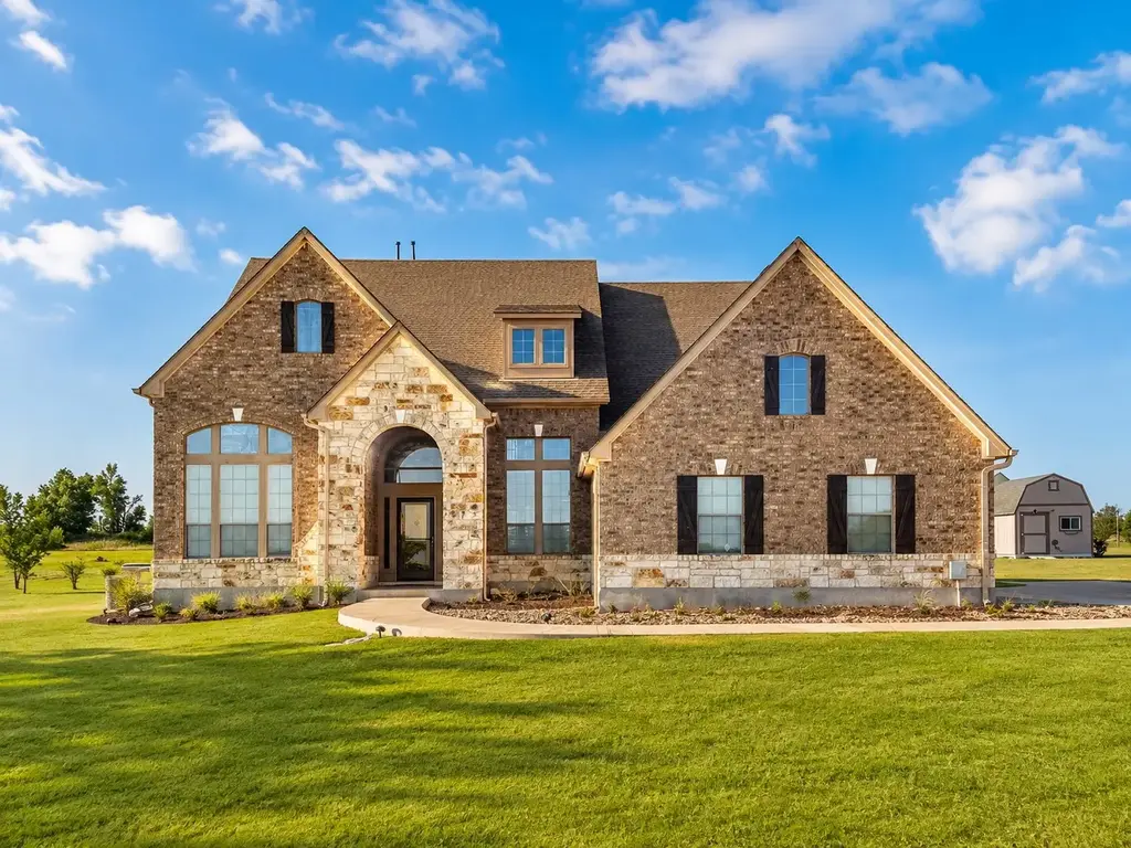 1103 County Road 149 Road, Georgetown