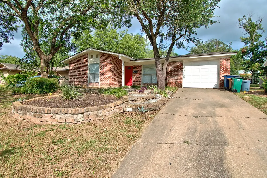 2604 Sherwood Lane, Austin