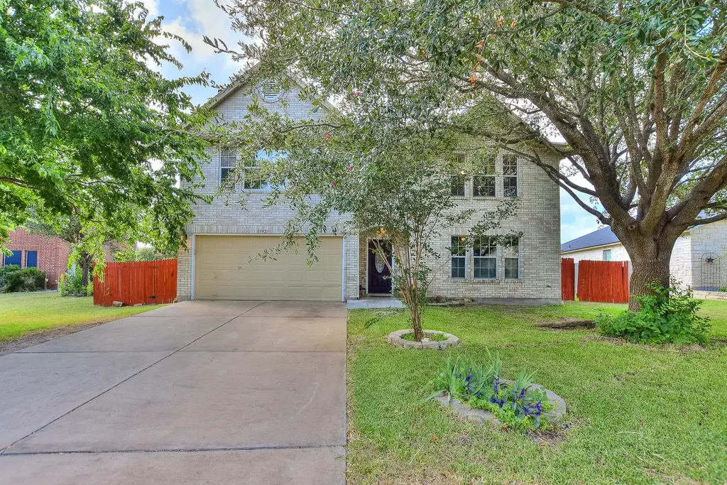 19921 San Chisolm Drive, Round Rock