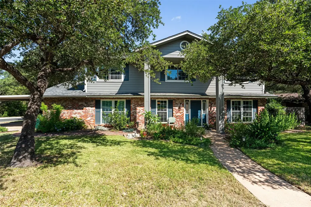 8300 Grayledge Drive, Austin