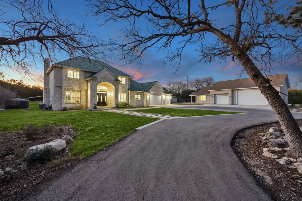 16206 Sweetwood Trail, Austin