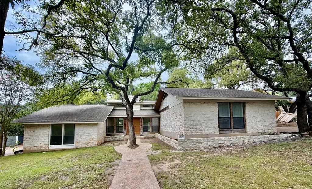 7509 Hart Lane, Austin