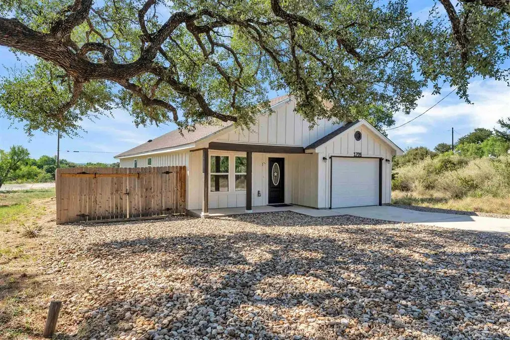 1706 Redwood Drive, Marble Falls