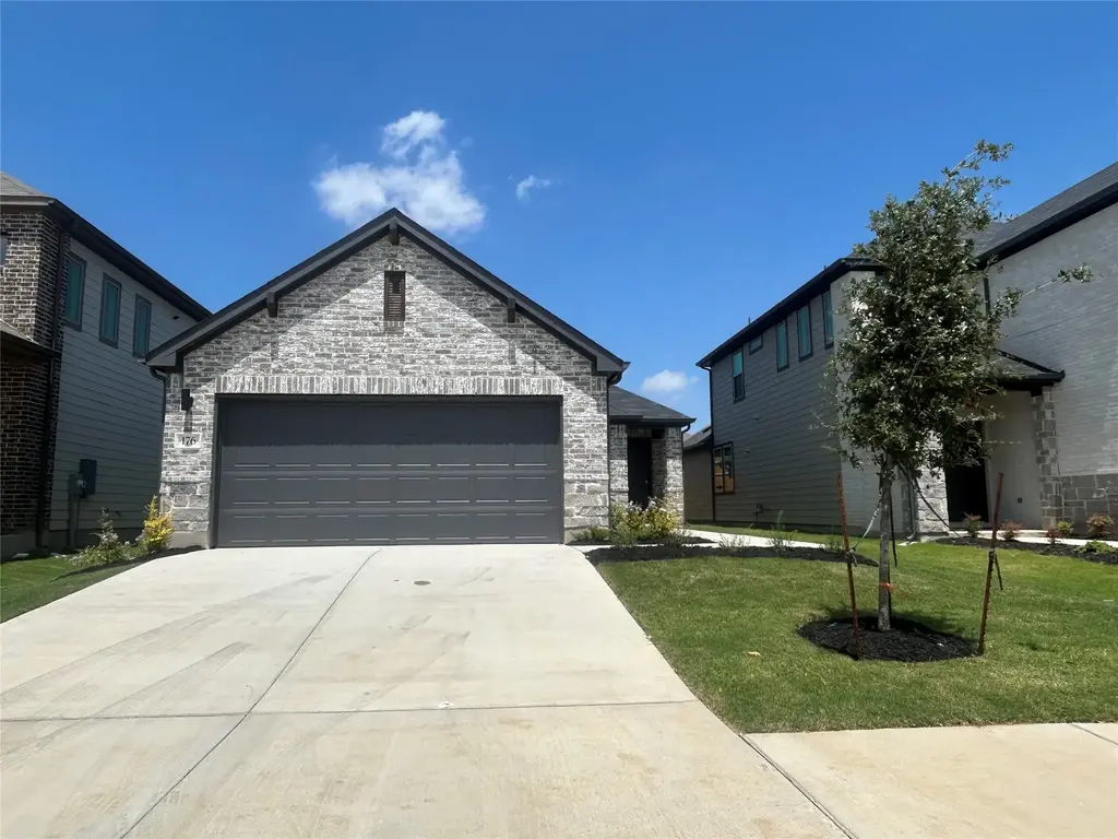 176 Hornet Street, Elgin