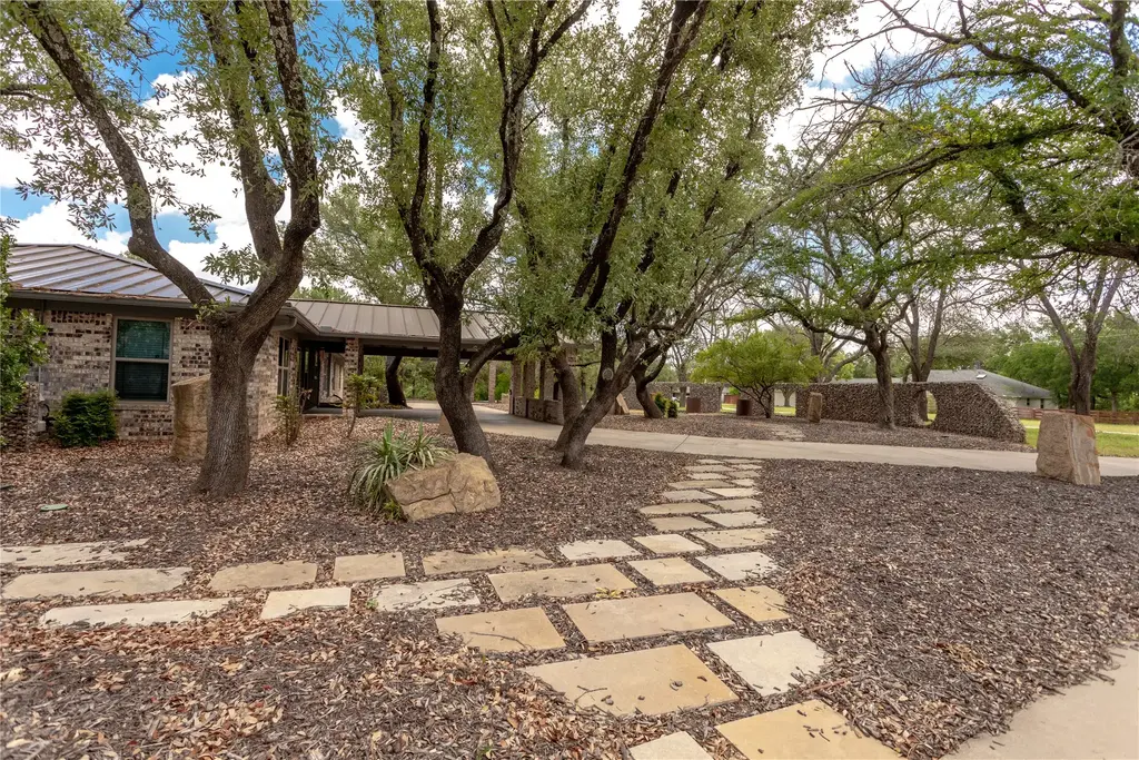 712 Squaw Creek Road, Willow Park