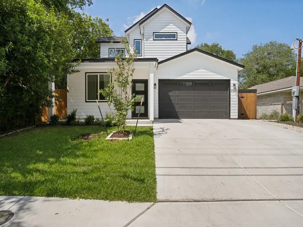 307 Ellis Street, San Marcos