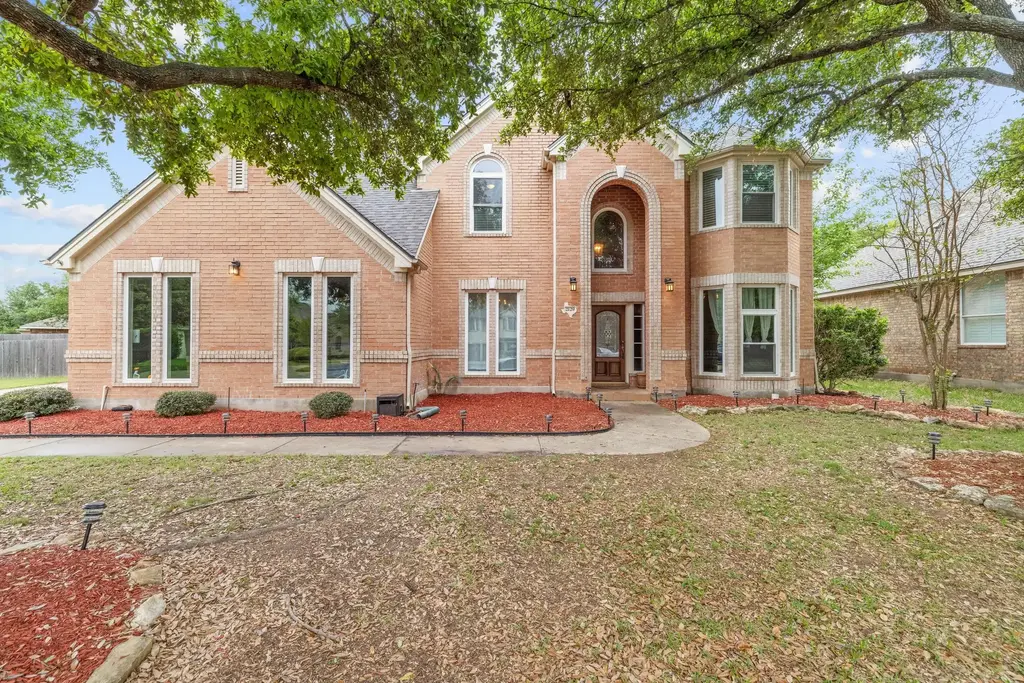 2129 Clear Lake Place, Round Rock