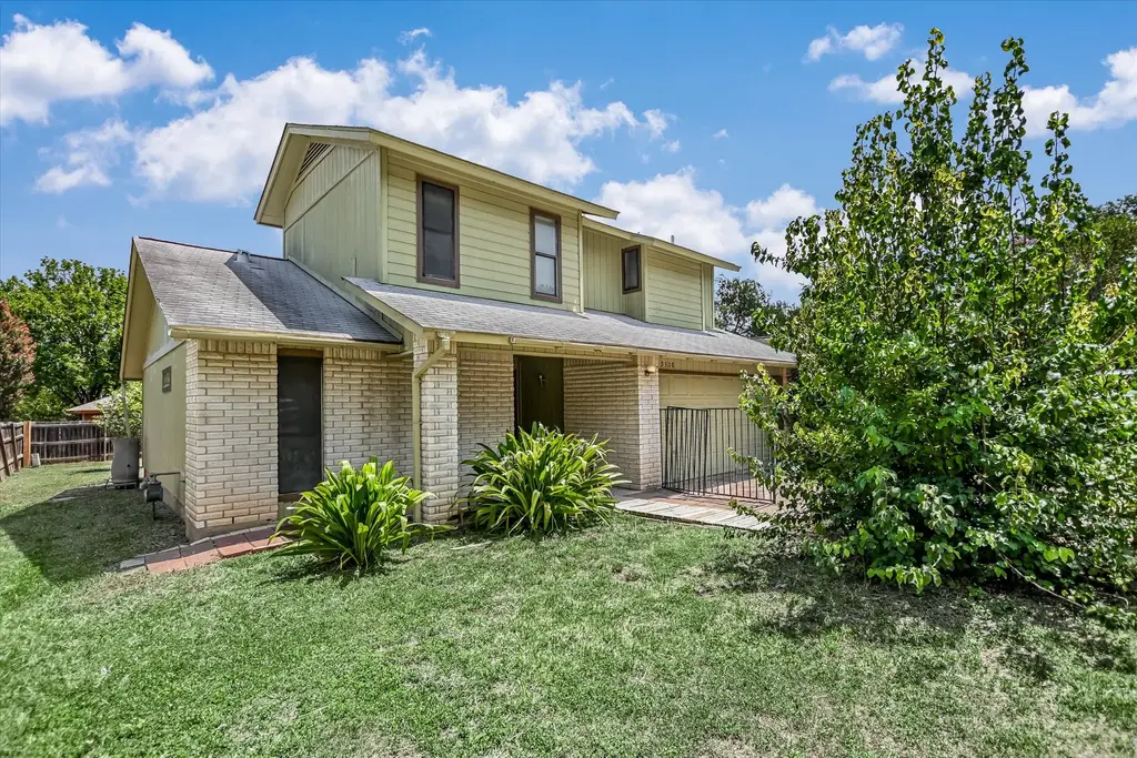 5308 Meadow Crest, Austin