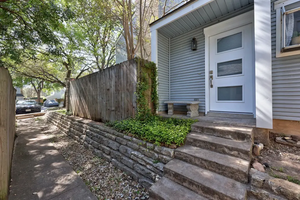 6821 Old Quarry Lane, Austin