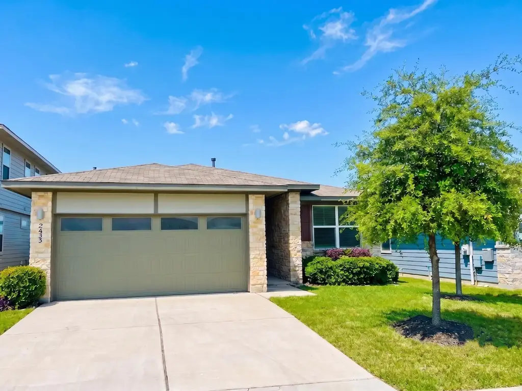 293 Tequilana Pass, Leander