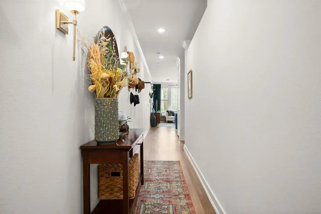 1900 Barton Springs Road 3038, Austin