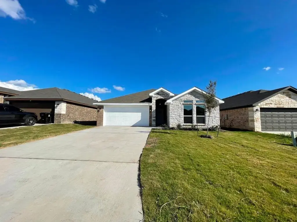 925 Coriander Road, Temple