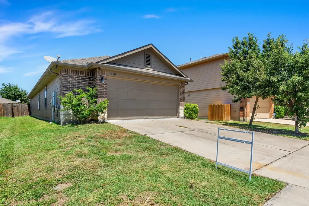 12304 Jamie Drive, Manor
