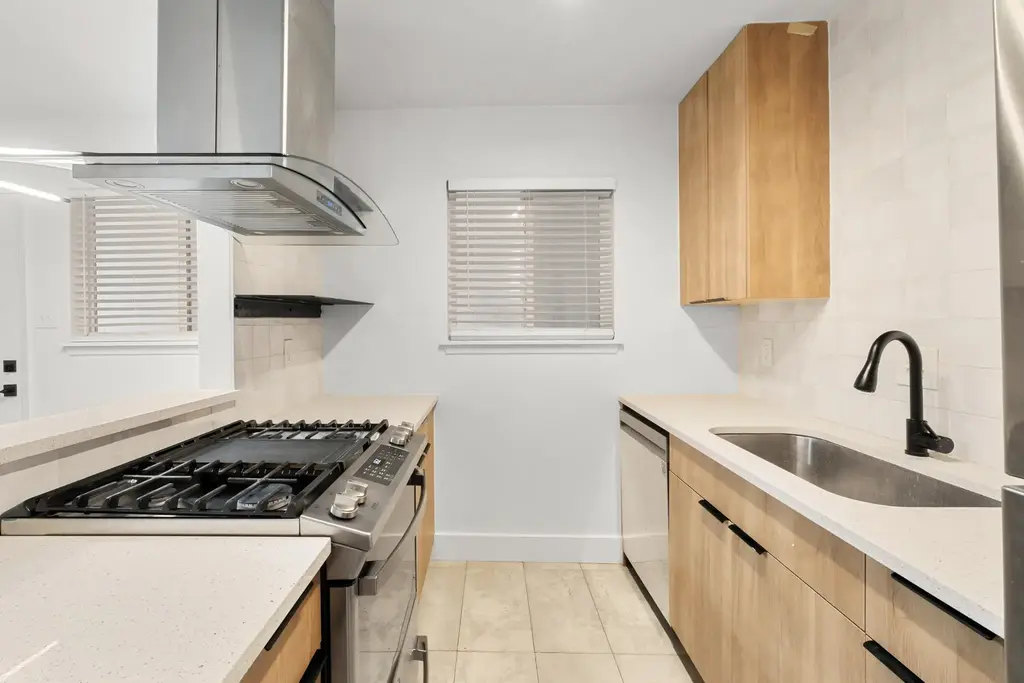 7929 Gault Street 205, Austin