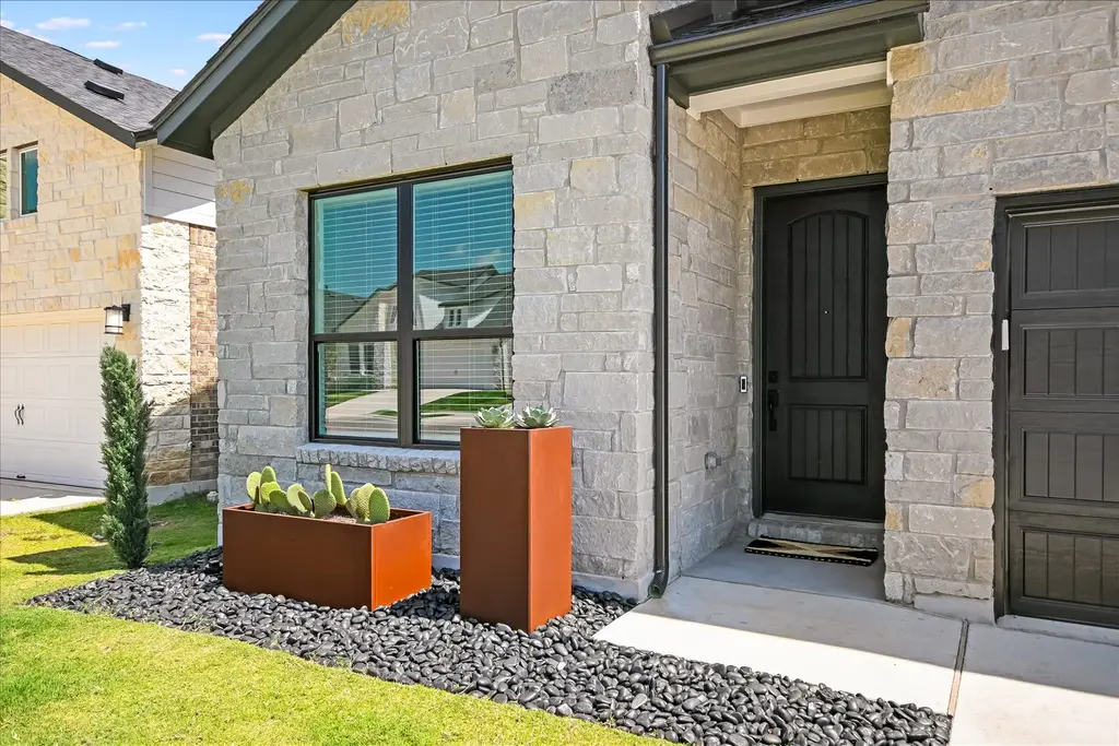 253 Darley Oak Drive, Dripping Springs