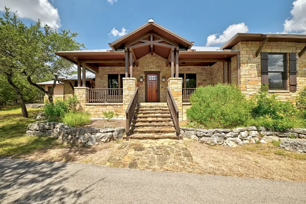 158 Condor Drive, San Marcos