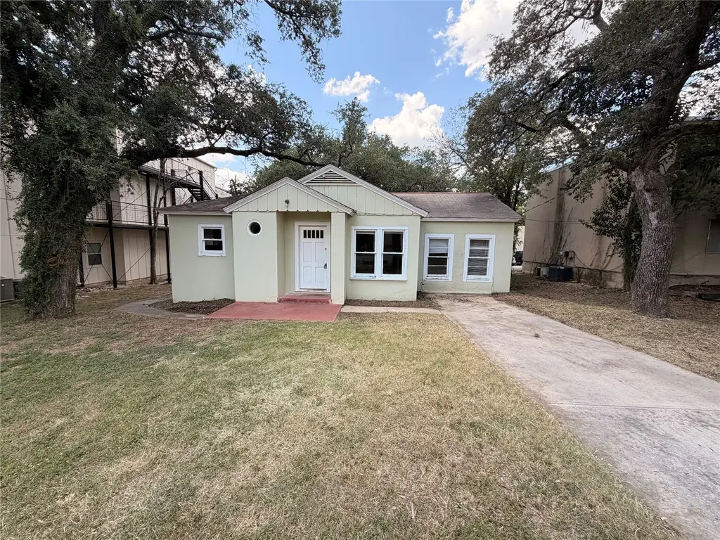1019 Chestnut Street, San Marcos