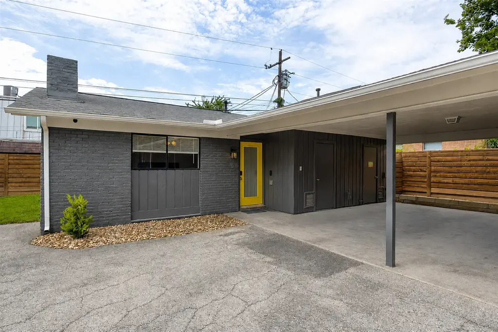 2203 Ventura Drive B, Austin