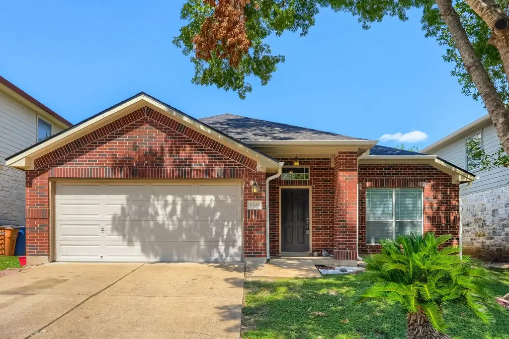 9305 Pioneer Forest Drive, Austin