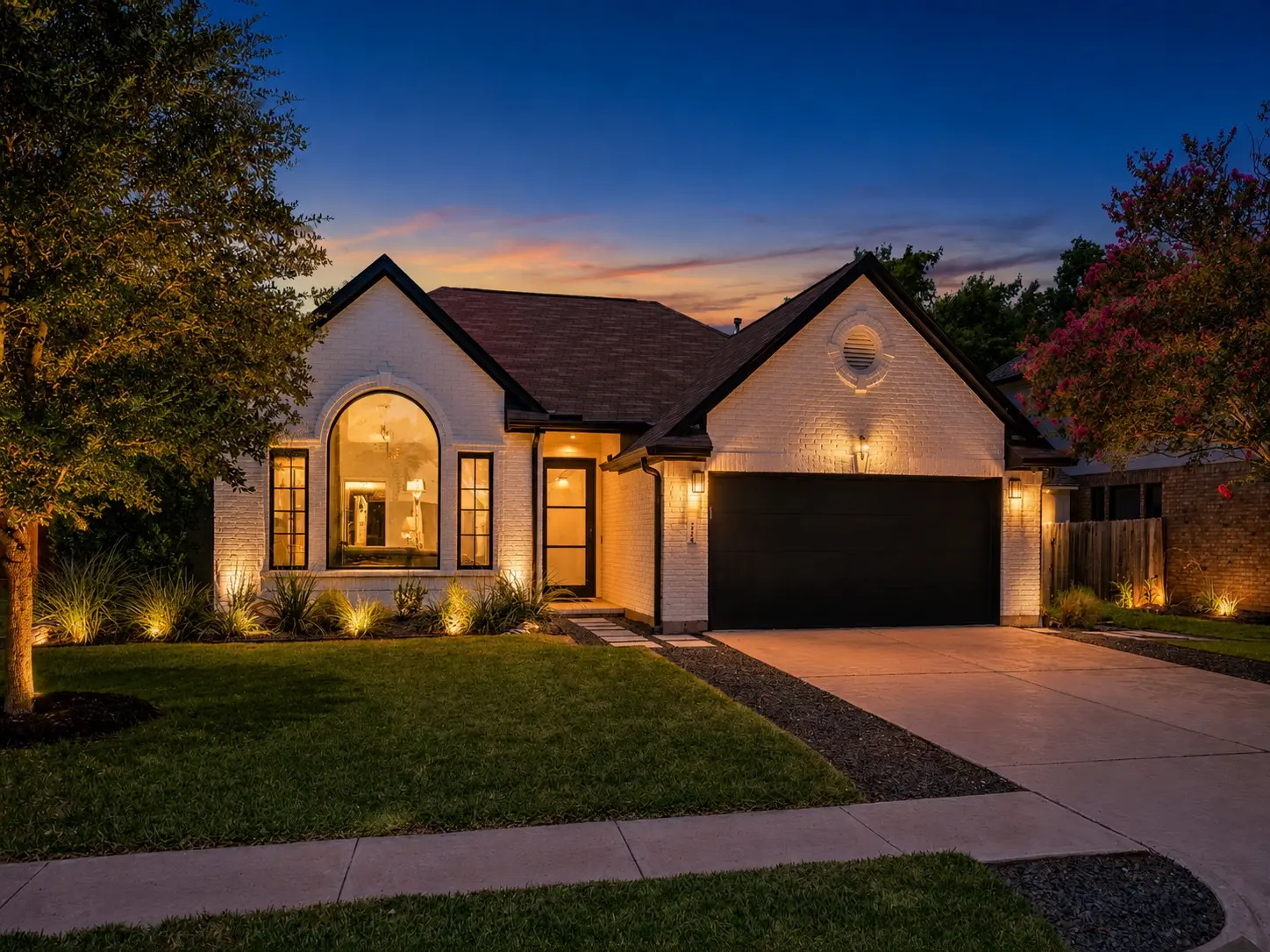 Photo of Listing #1315913