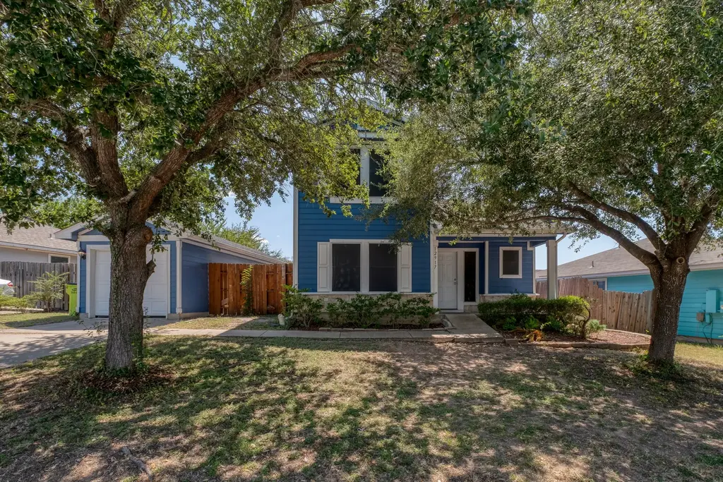 12917 Briarcreek Loop, Manor