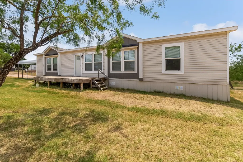 1310 Industrial Boulevard, Kingsland