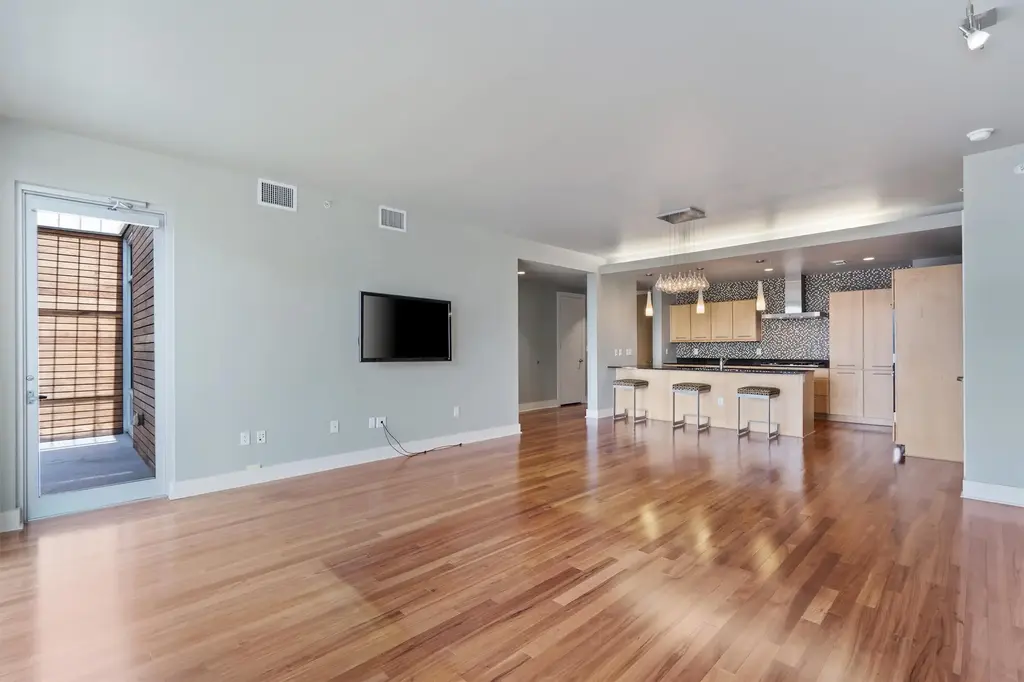 210 Lee Barton Drive 610, Austin