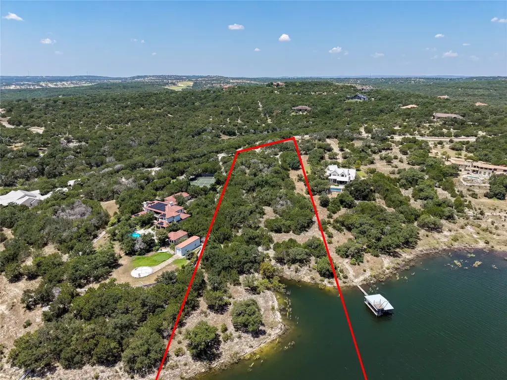 305 Angel Song Cove, Spicewood