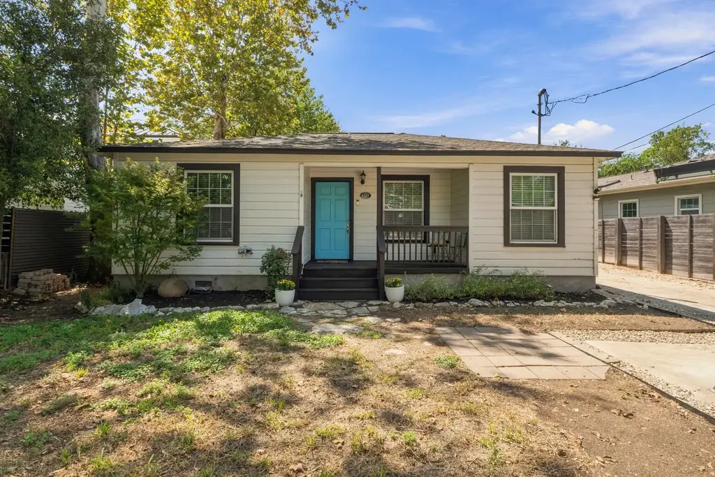 1523 Piedmont Avenue A, Austin
