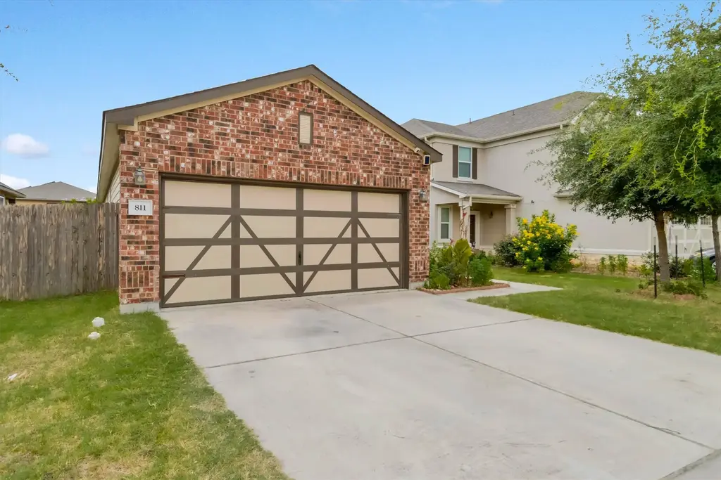 811 Screech Owl Drive, Pflugerville