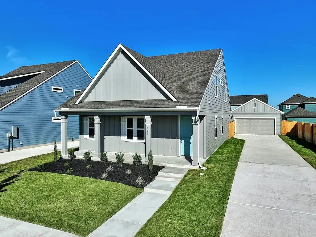 209 Cherry Blossom Lane, Taylor
