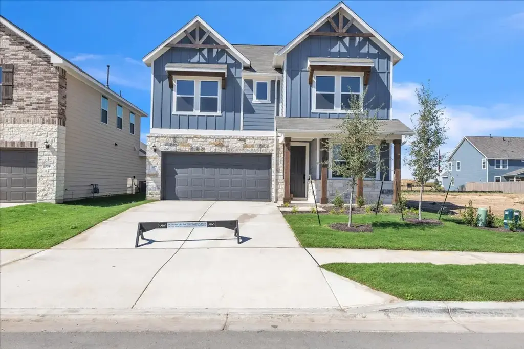 302 Willow Heights Drive, Hutto