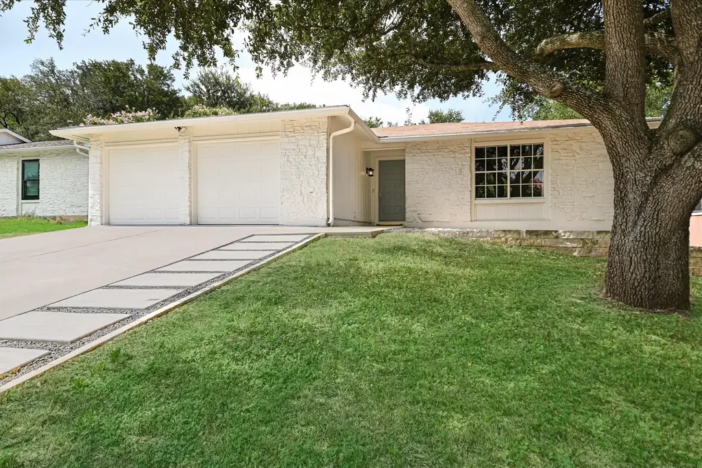 3203 Harpers Ferry Lane, Austin