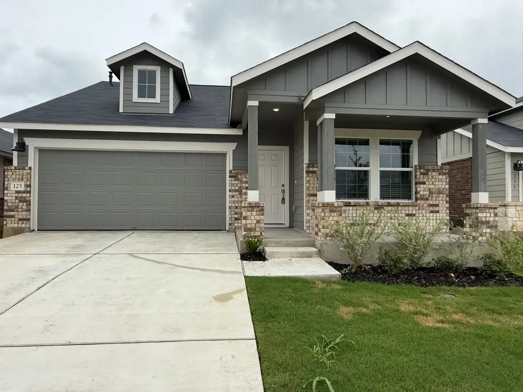 125 Sormonne Loop, Kyle