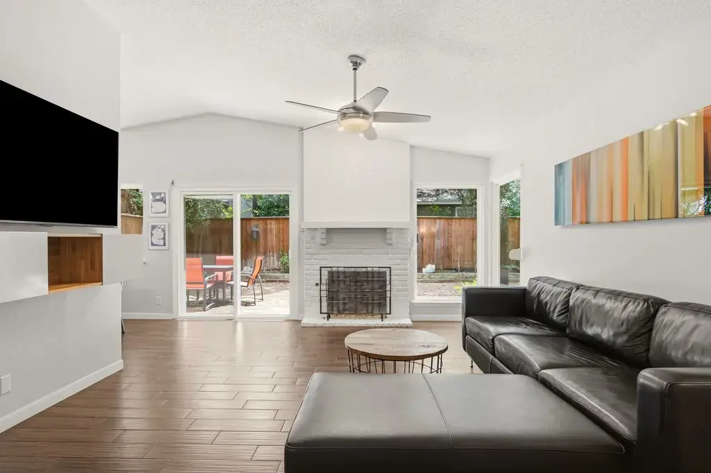 9001 Parkfield Drive A, Austin