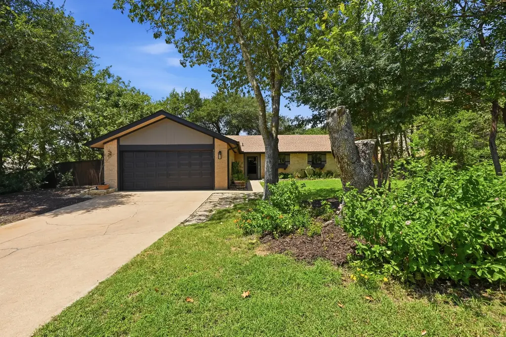8005 Red Willow Drive, Austin