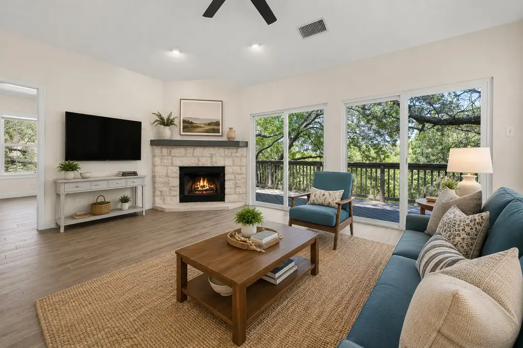 415 Hazeltine Drive, Lakeway