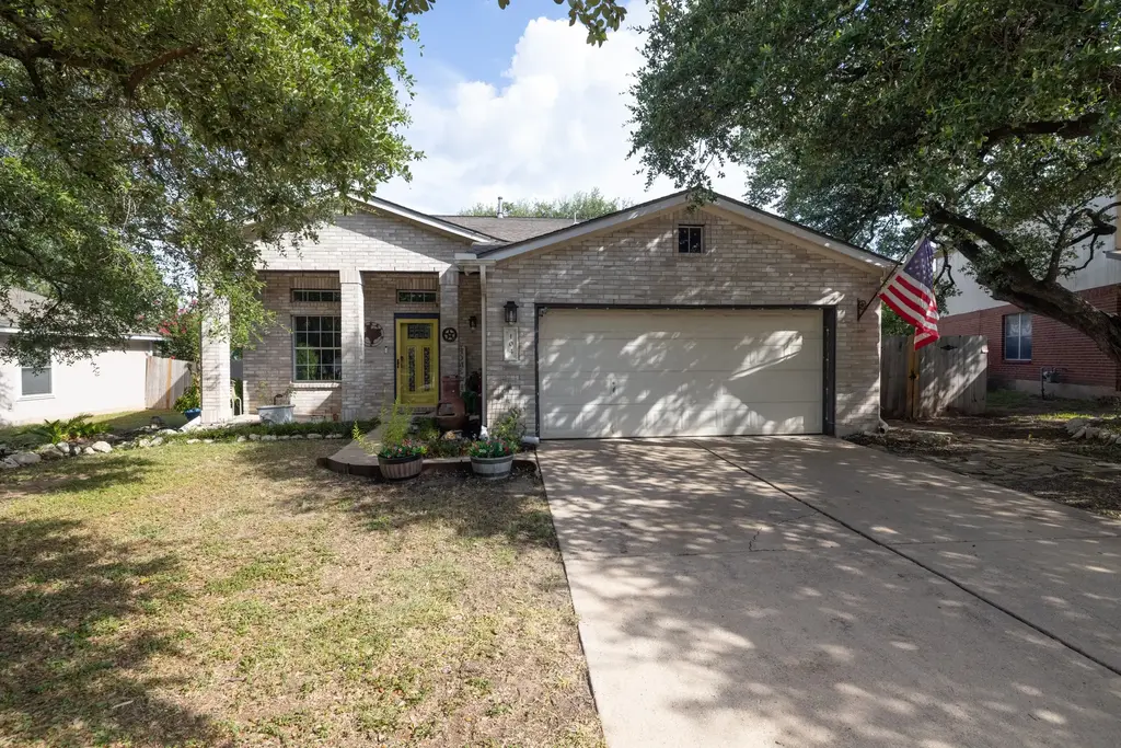 104 Grant Court, Leander