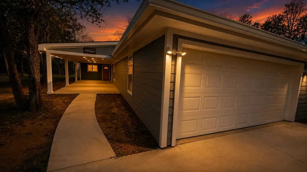 141 Sendero Boulevard, Cedar Creek
