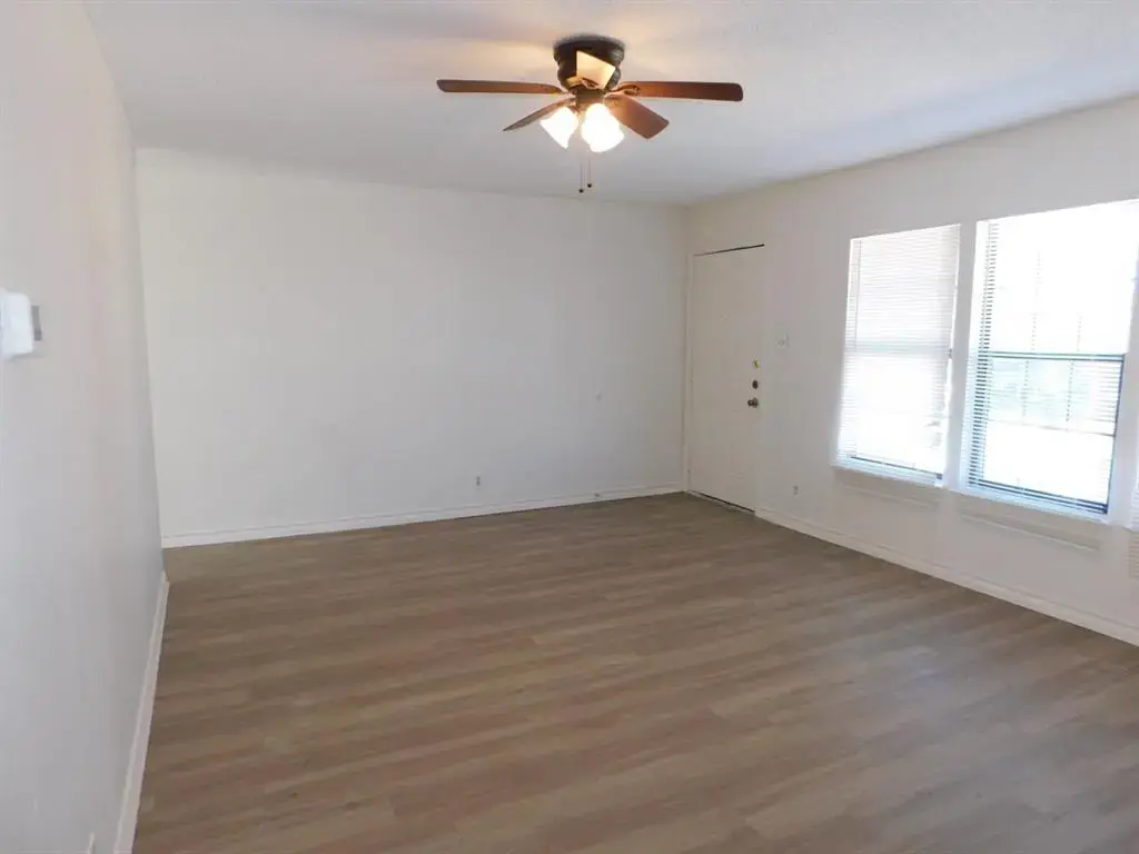 1002 Southwalk Street D, Georgetown