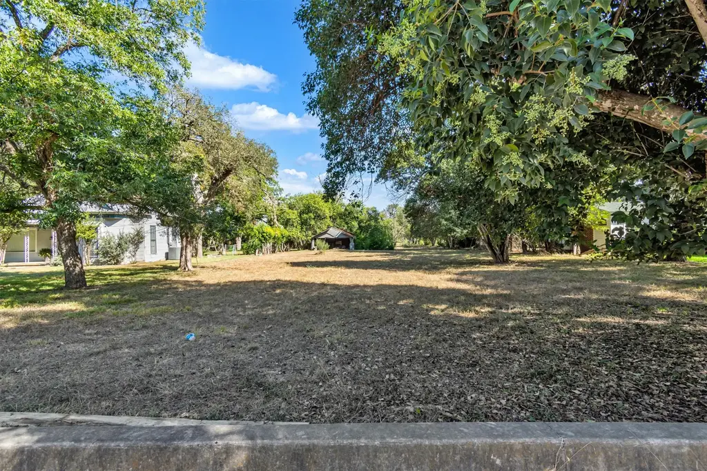 1247 W San Antonio Street, San Marcos