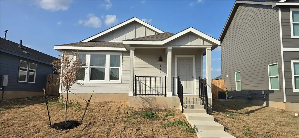 446 Sormonne Loop, Kyle