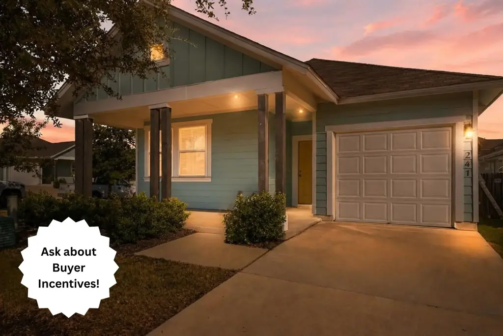 241 E Broade Street, Leander
