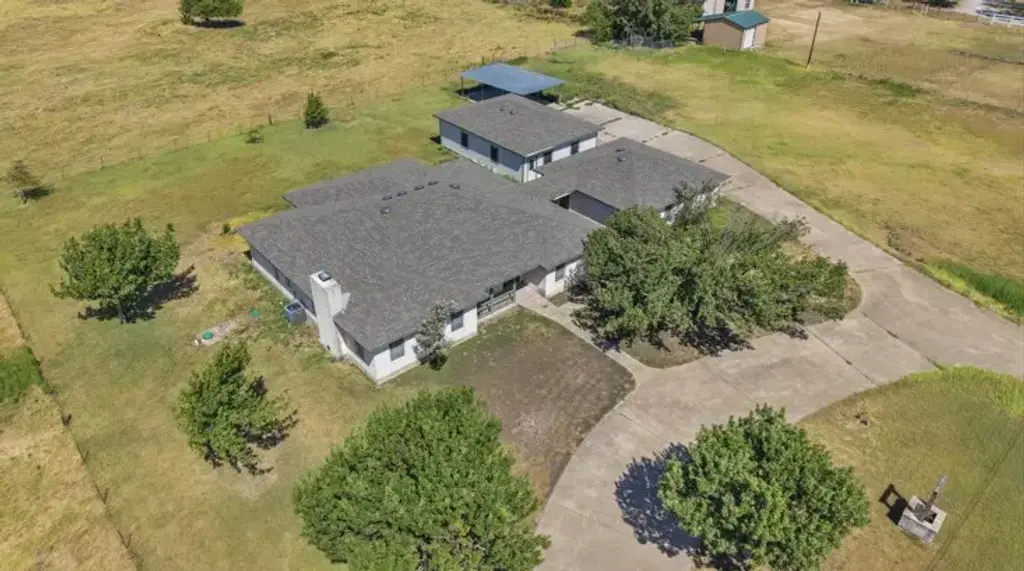 16 Brenda Lane, Round Rock